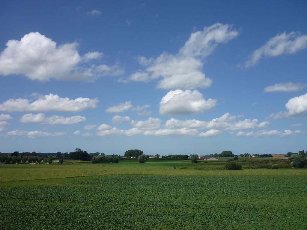 Toetindroaj Villa Kortemark Buitenkant foto